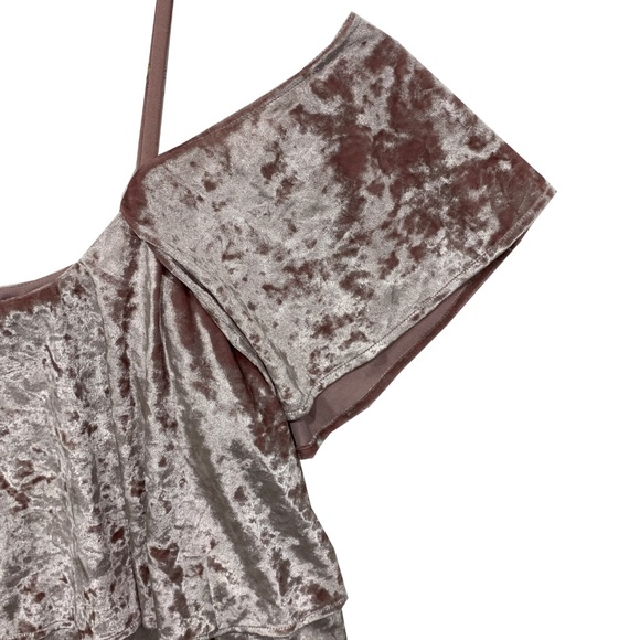 Show Me Your Mumu Velvet Ruffled Top Cold Shoulder - Picture 5 of 6